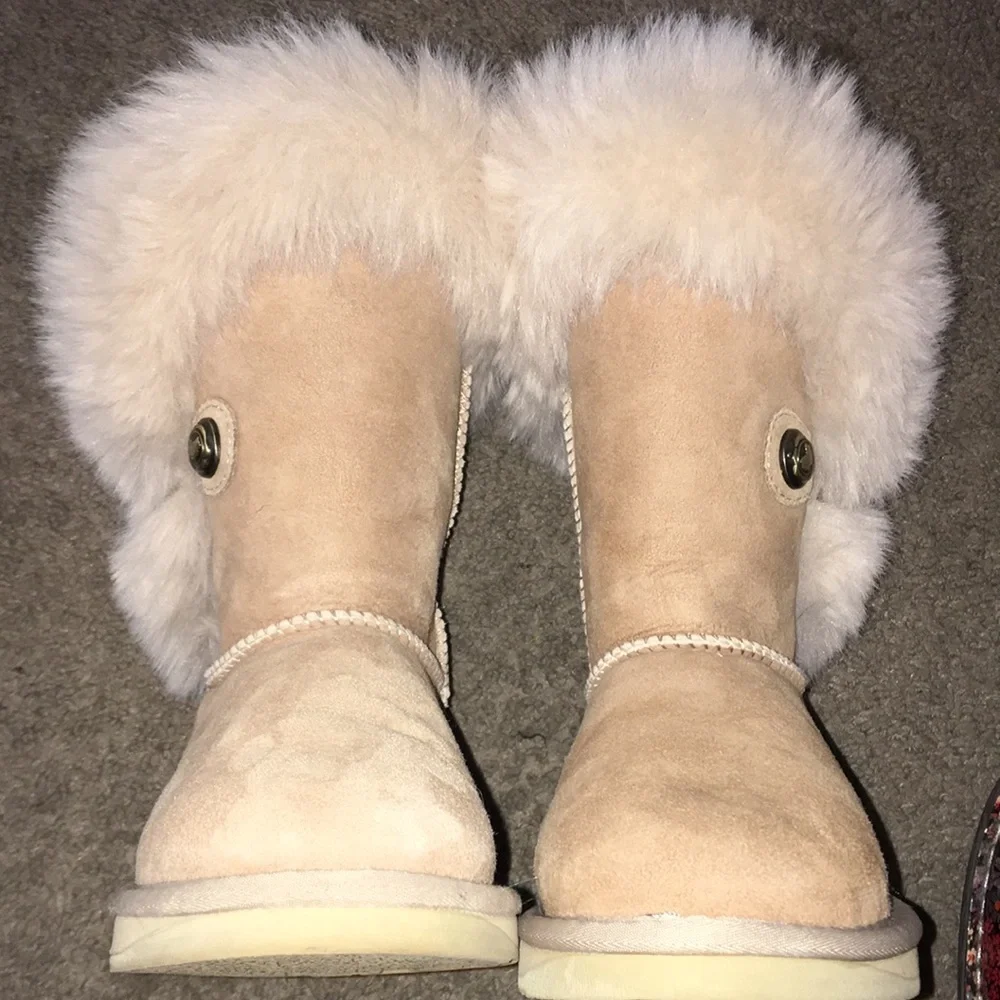 NWOT Australia Luxe Collection Leather Faux Fur Kids Nordic Sand
